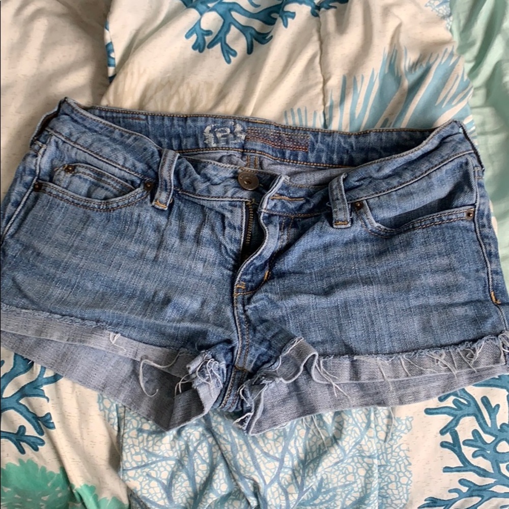 Bullhead Jean shorts